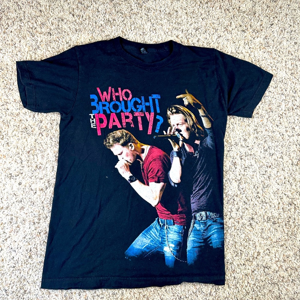 Florida Georgia Line Who Brought The Party? Tee Shirt Size Small